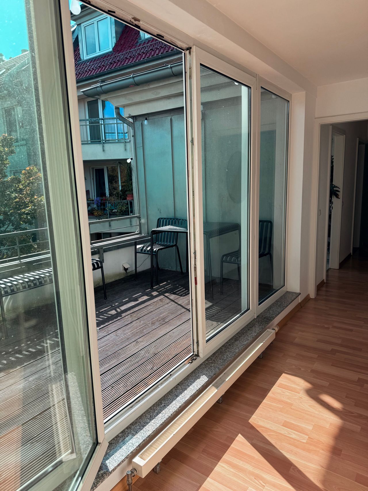 Bright Furnished Penthouse with Sunny Terrace - Weißensee