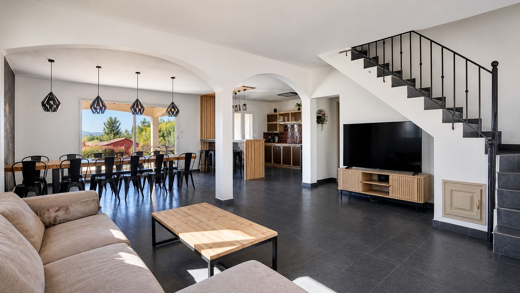 Location Villa – Aix-en-Provence (loyer tout inclus)