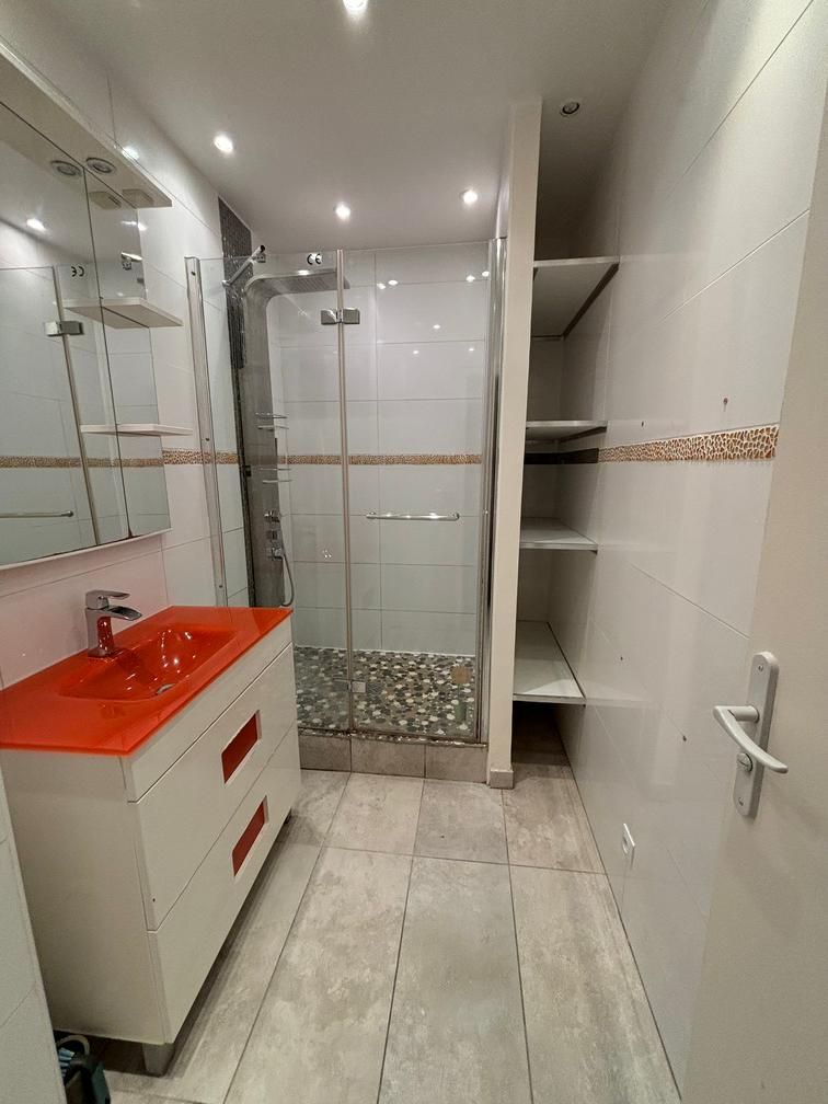 Location chambre en colocation dans une maison spacieuse (loyer tout inclus)
