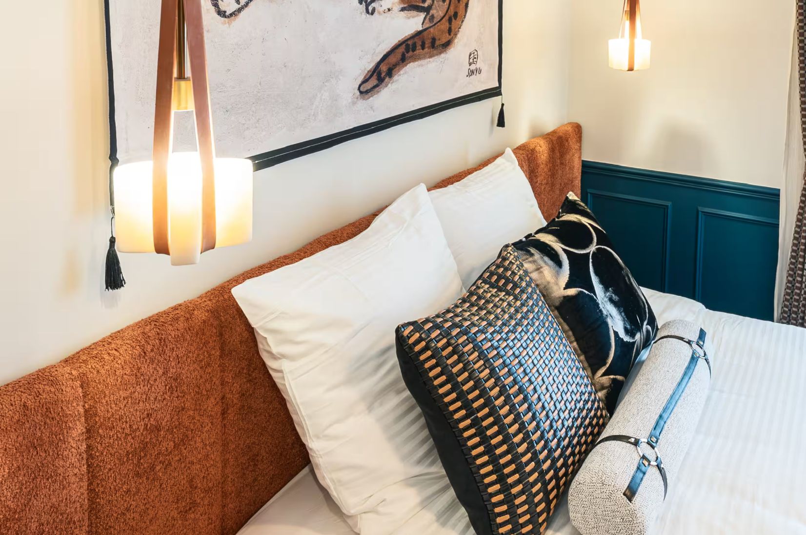 Location Appartement Haussmannien de 4 pièces – 3 Chambres, Paris 15ème (loyer tout inclu