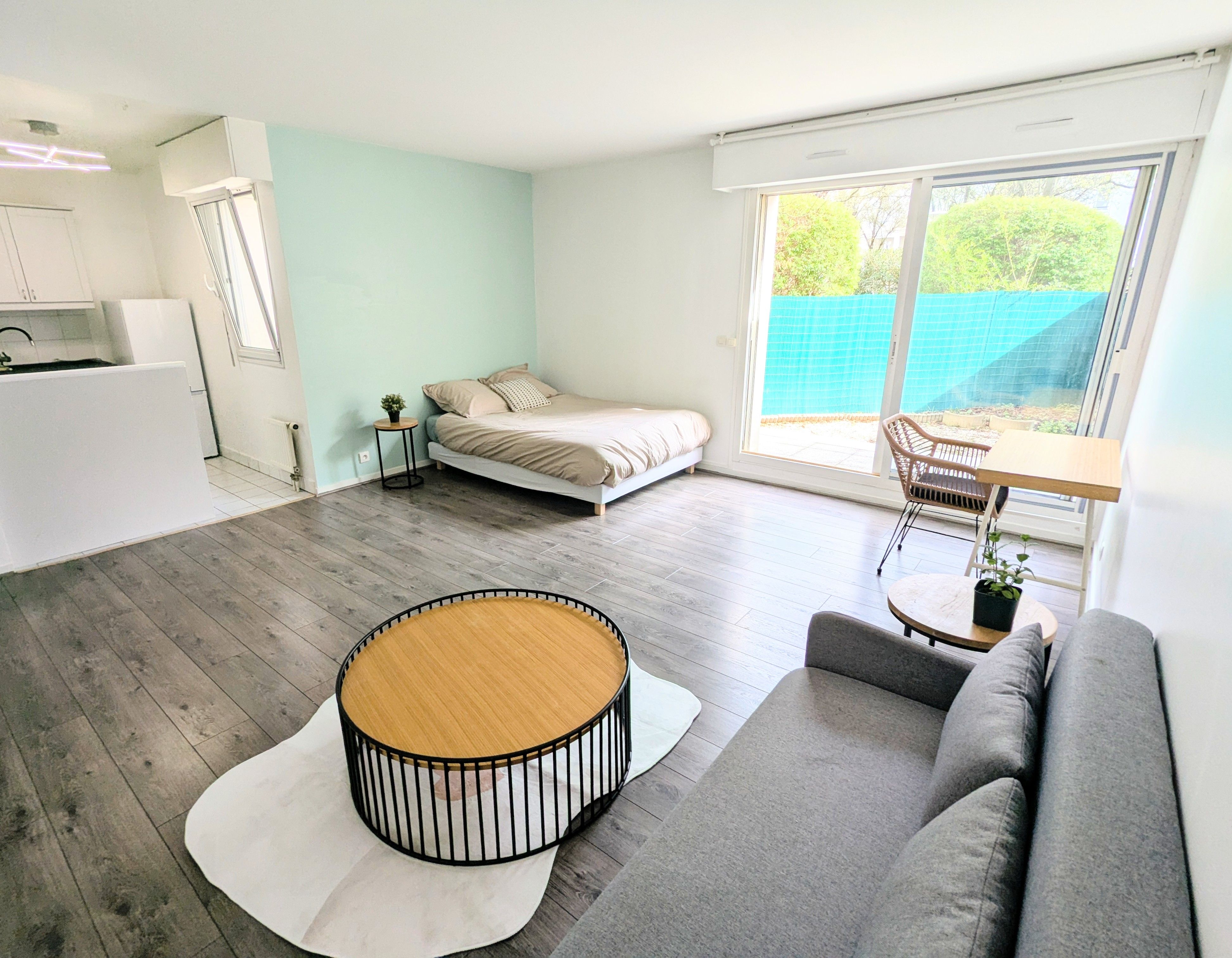 Location Location T1 bis meublé – 35m² + jardin privé – Rueil-Malmaison (loyer tout inclu
