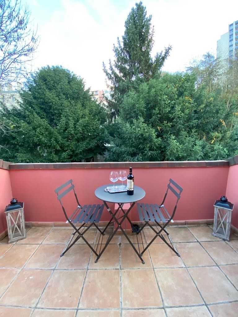 Location Appartement Rue de La Defense (loyer tout inclus)