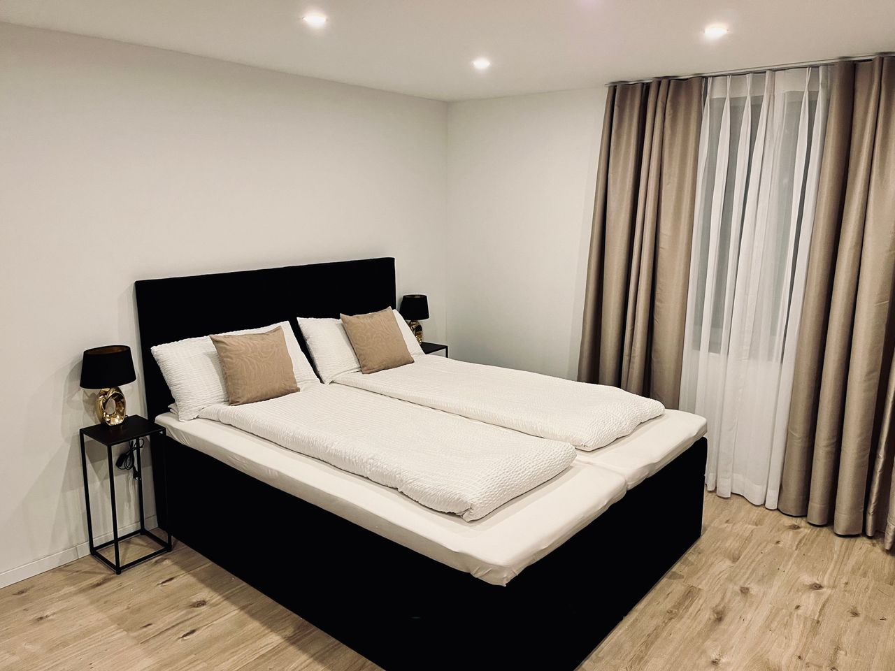 Stylish Furnished Apartment in the Heart of the Old Town - Stilvoll möblierte Wohnung im Herzen der Altstadt