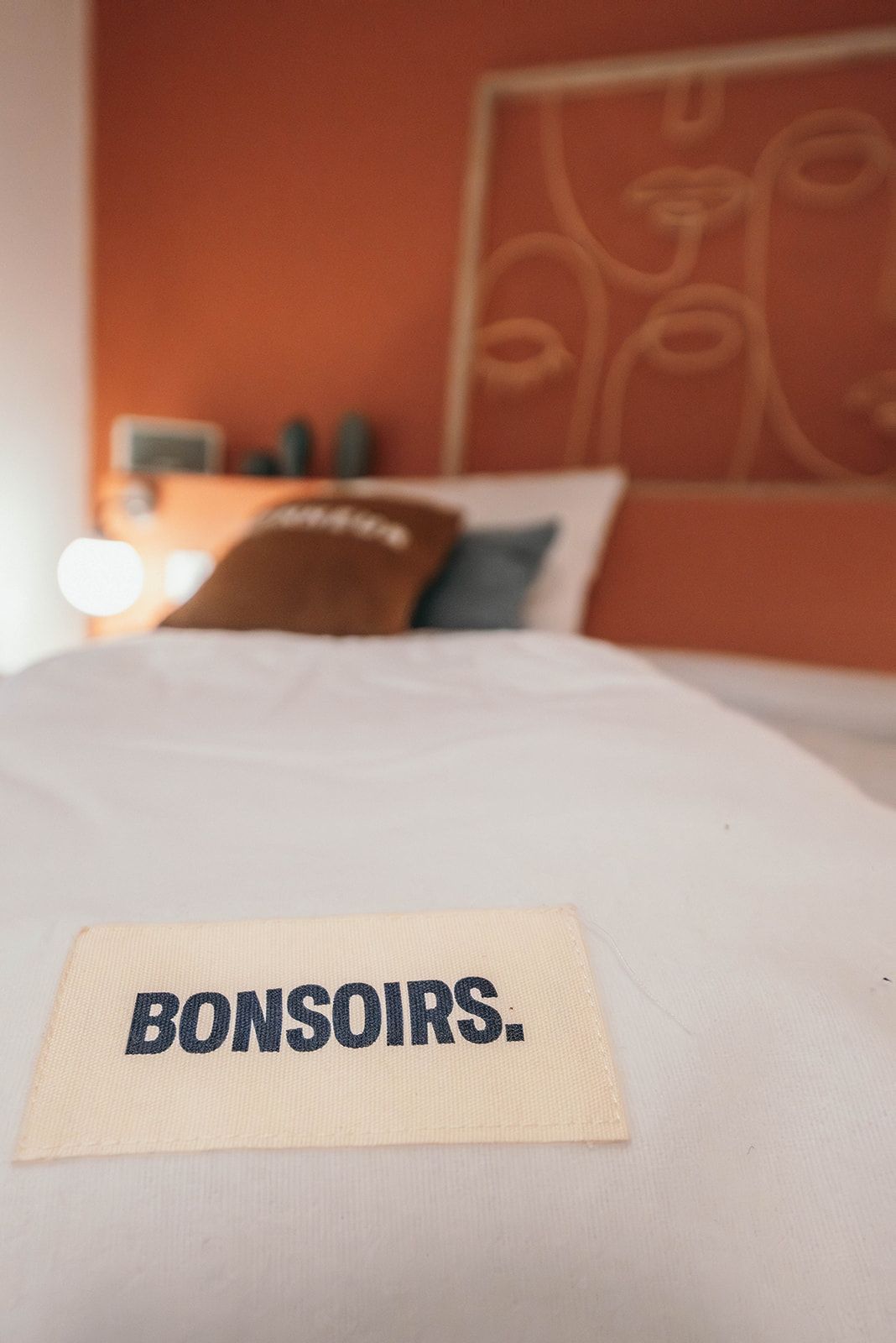 Location ✨ Studio rénové haut de gamme – Oberkampf – Calme absolu sur cour (loyer tout in