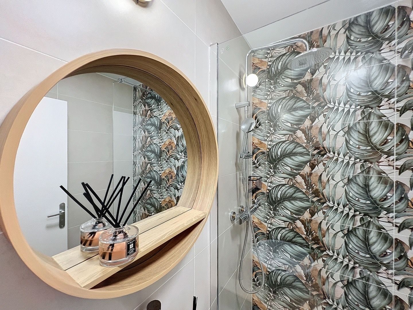 Location New renovated apartment just 1 min from train station RER Val D’Europe , free pa