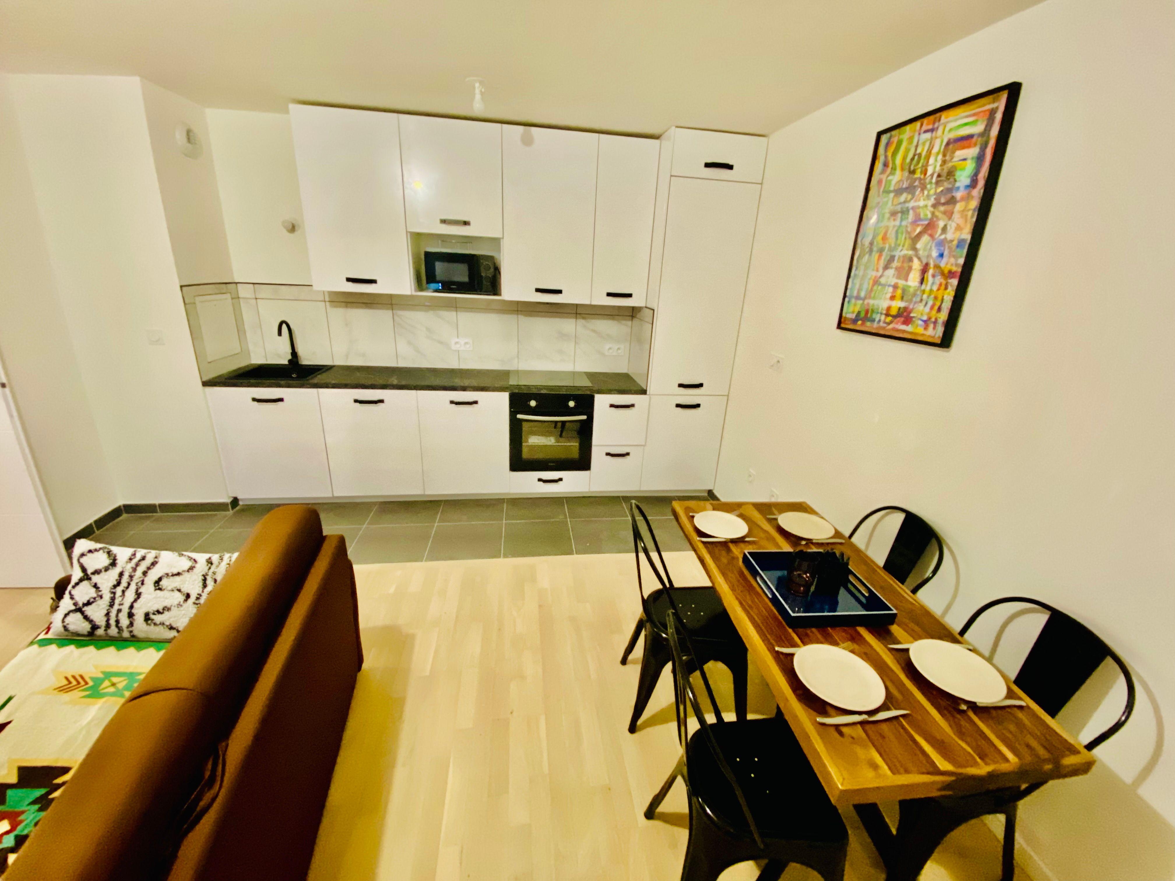 Location Appartement haut standing 5 min du métro (loyer tout inclus)