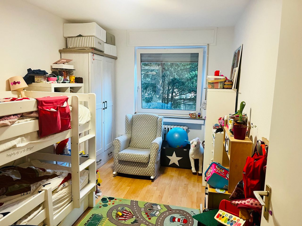 Spacious 3-Bedroom Family Apartment in Cologne