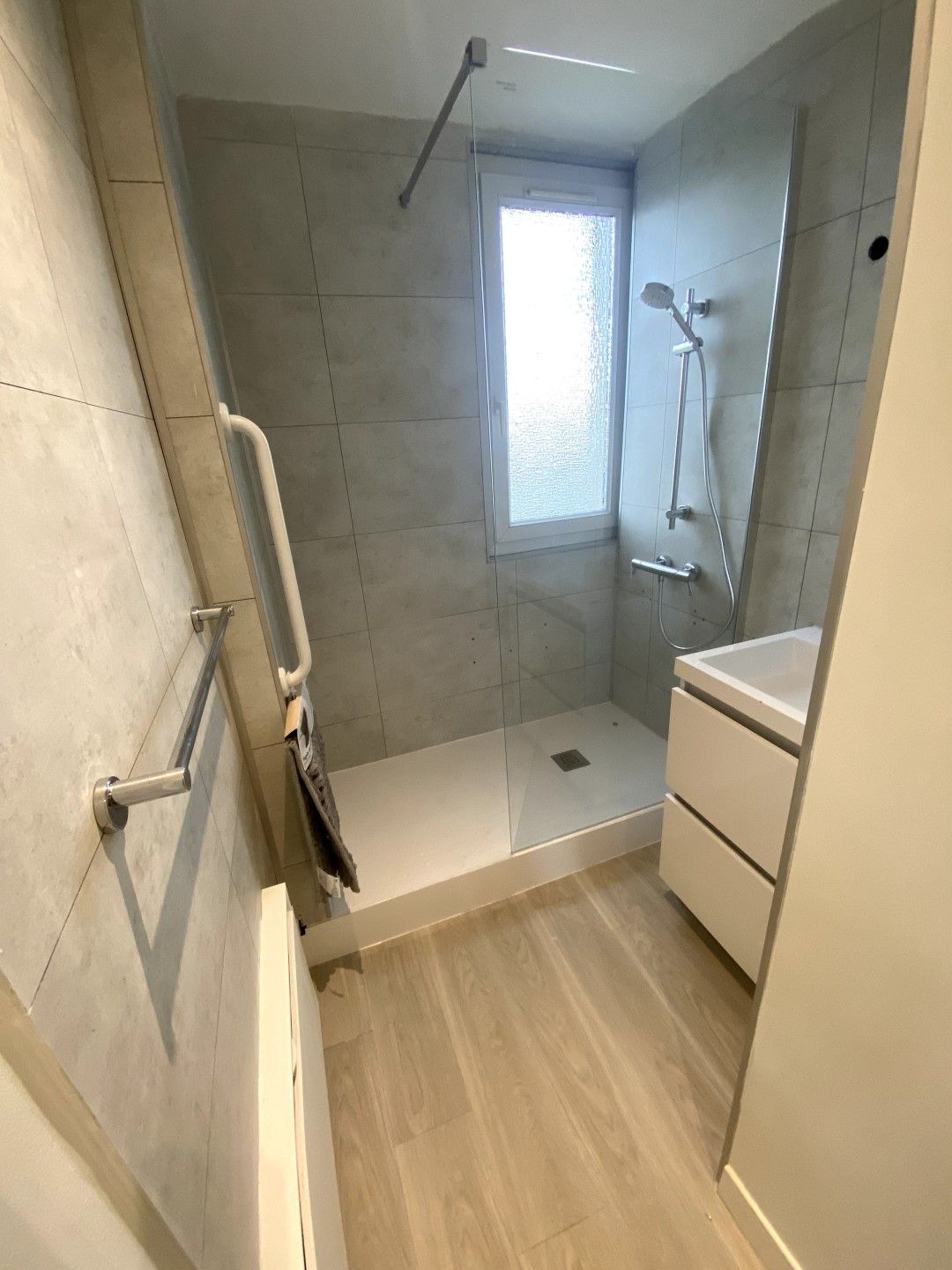 Location Chambre en Colocation dans Appartement entièrement Rénové (loyer tout inclus)