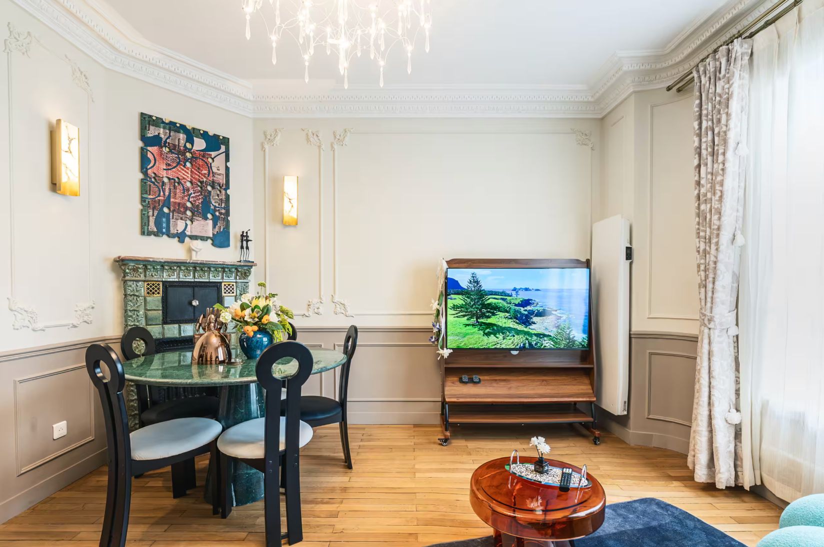 Location Appartement Haussmannien de 4 pièces – 3 Chambres, Paris 15ème (loyer tout inclu