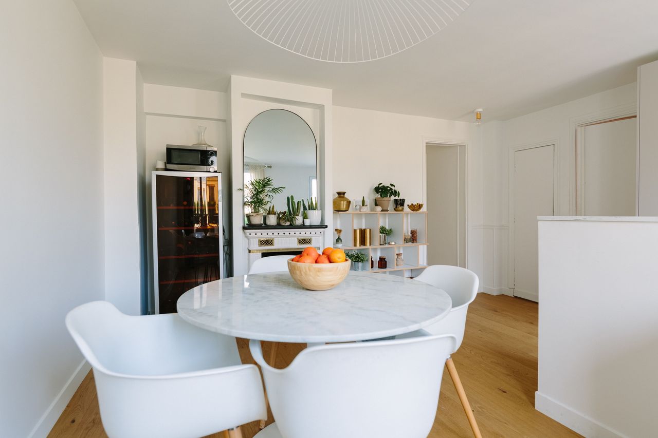 One-bedroom apartment — quiet and bright