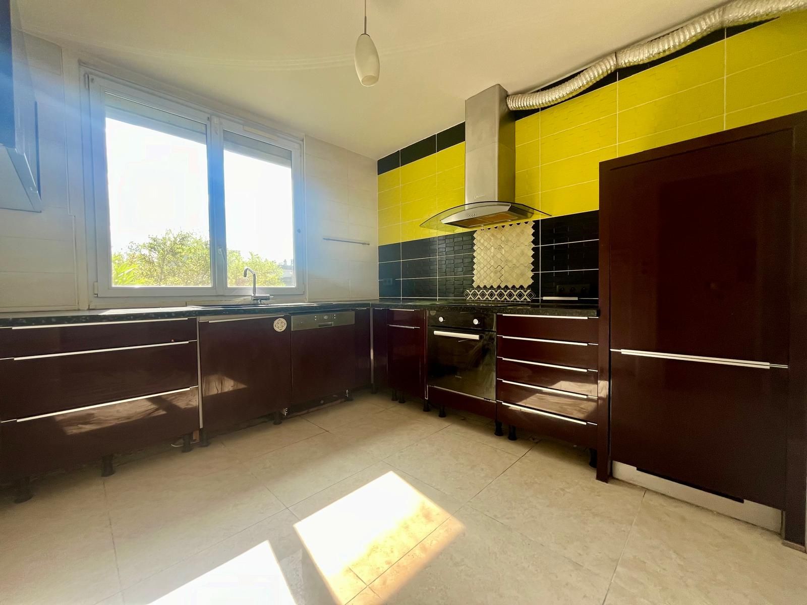 Location chambre en colocation dans une maison spacieuse (loyer tout inclus)