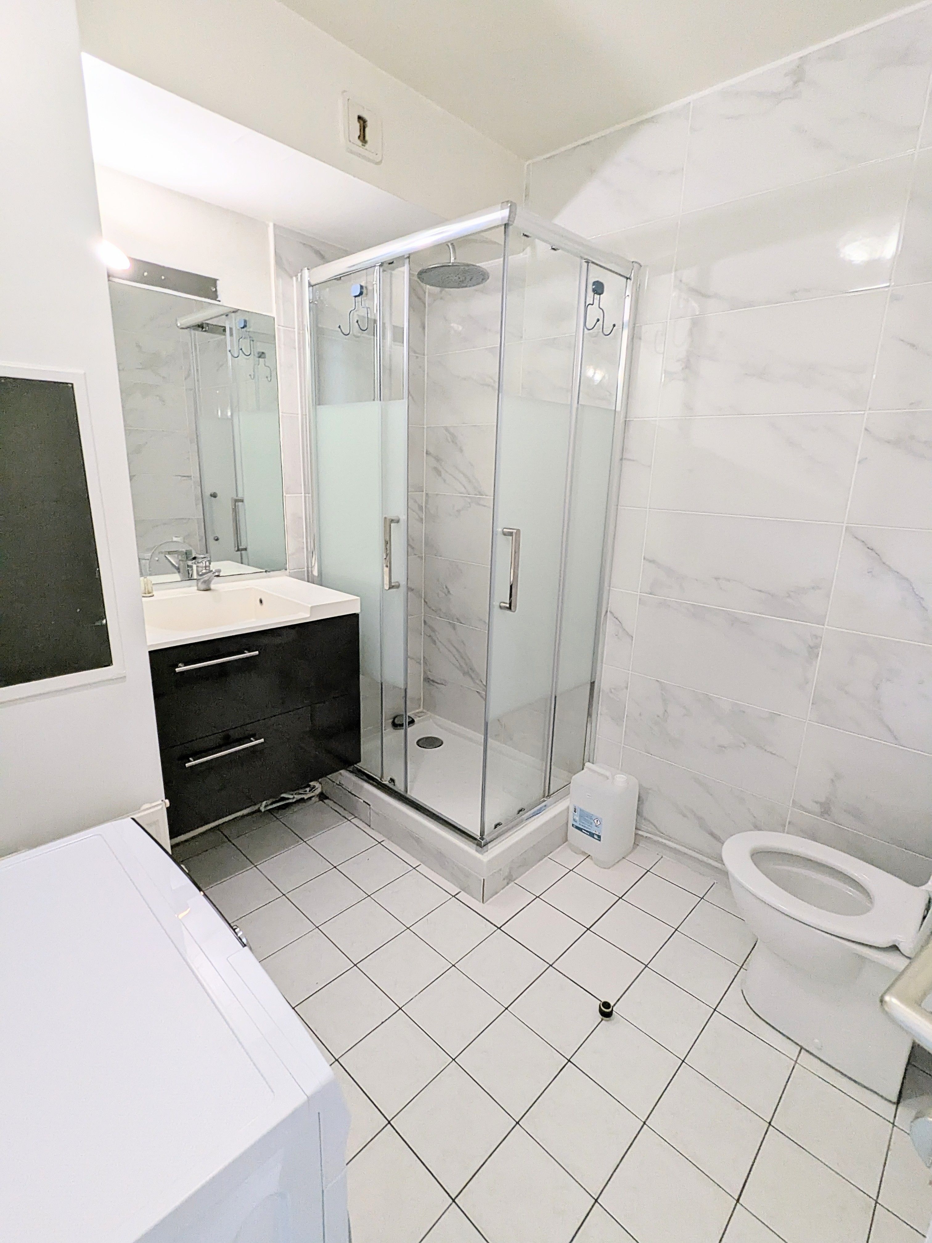 Location Location T1 bis meublé – 35m² + jardin privé – Rueil-Malmaison (loyer tout inclu