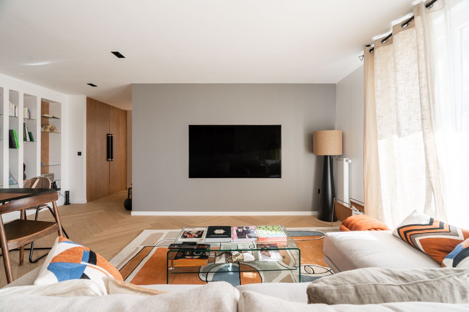 Location Appartement haut standing décoré par architecte – Élégance et confort à deux pas