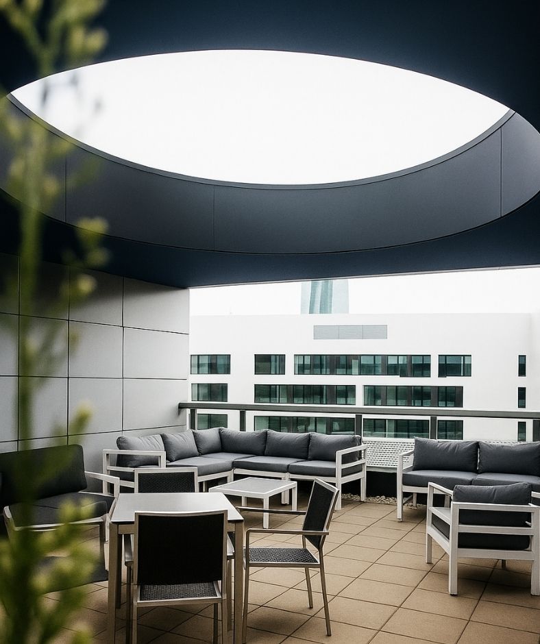 Comfortable triple room with kitchenette – ideal for your long-term stay