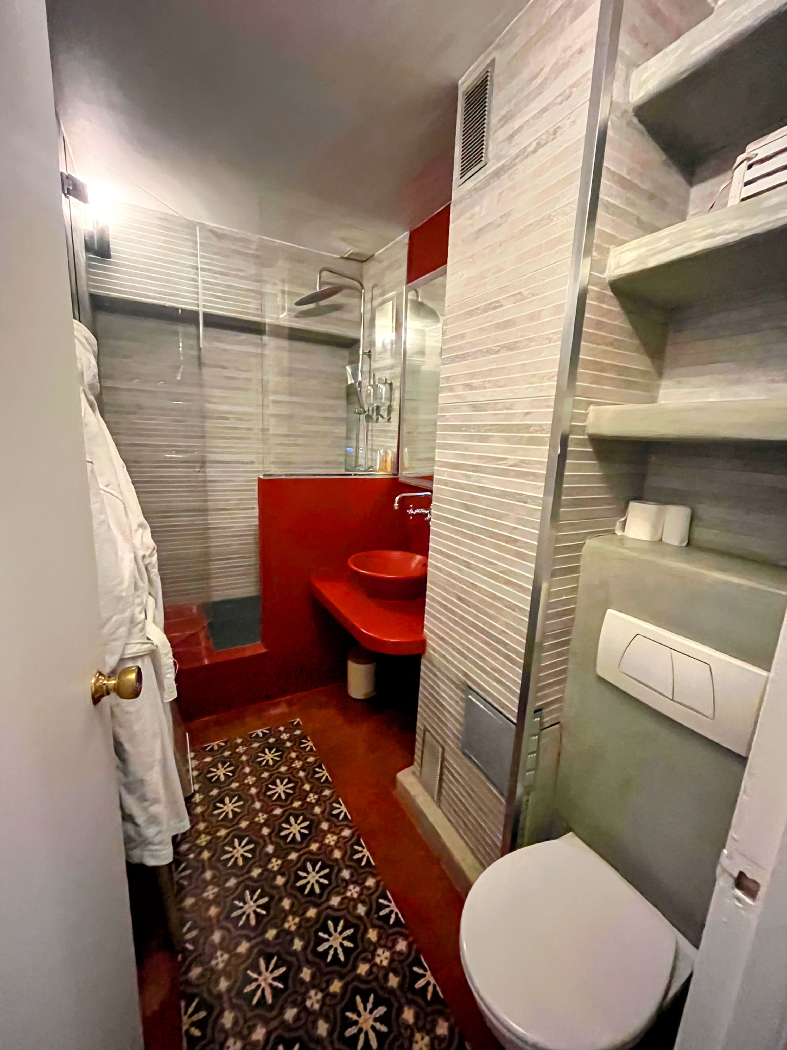 Studio avec jardin privatif au coeur de Montmartre ! (loyer tout inclus) Paris