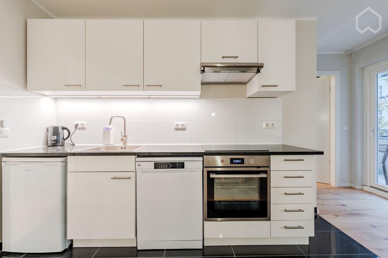 NEW! Freshly Furnished Cozy Home in the Heart of Bergmannkiez – Central, Charming & Move-In Ready