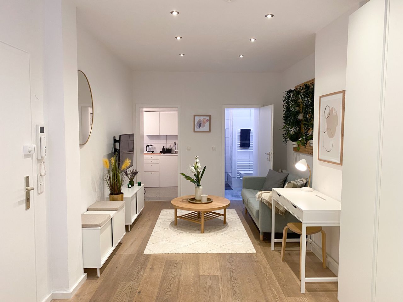 Bright, modern & new apartment in Neuss