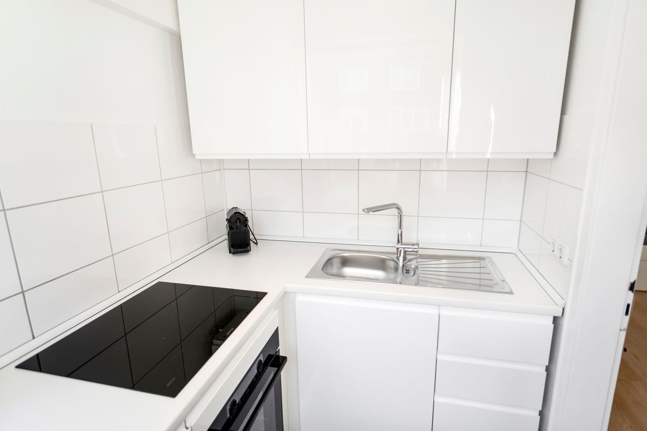 Gorgeous, freshly renovated home in the heart of Düsseldorf