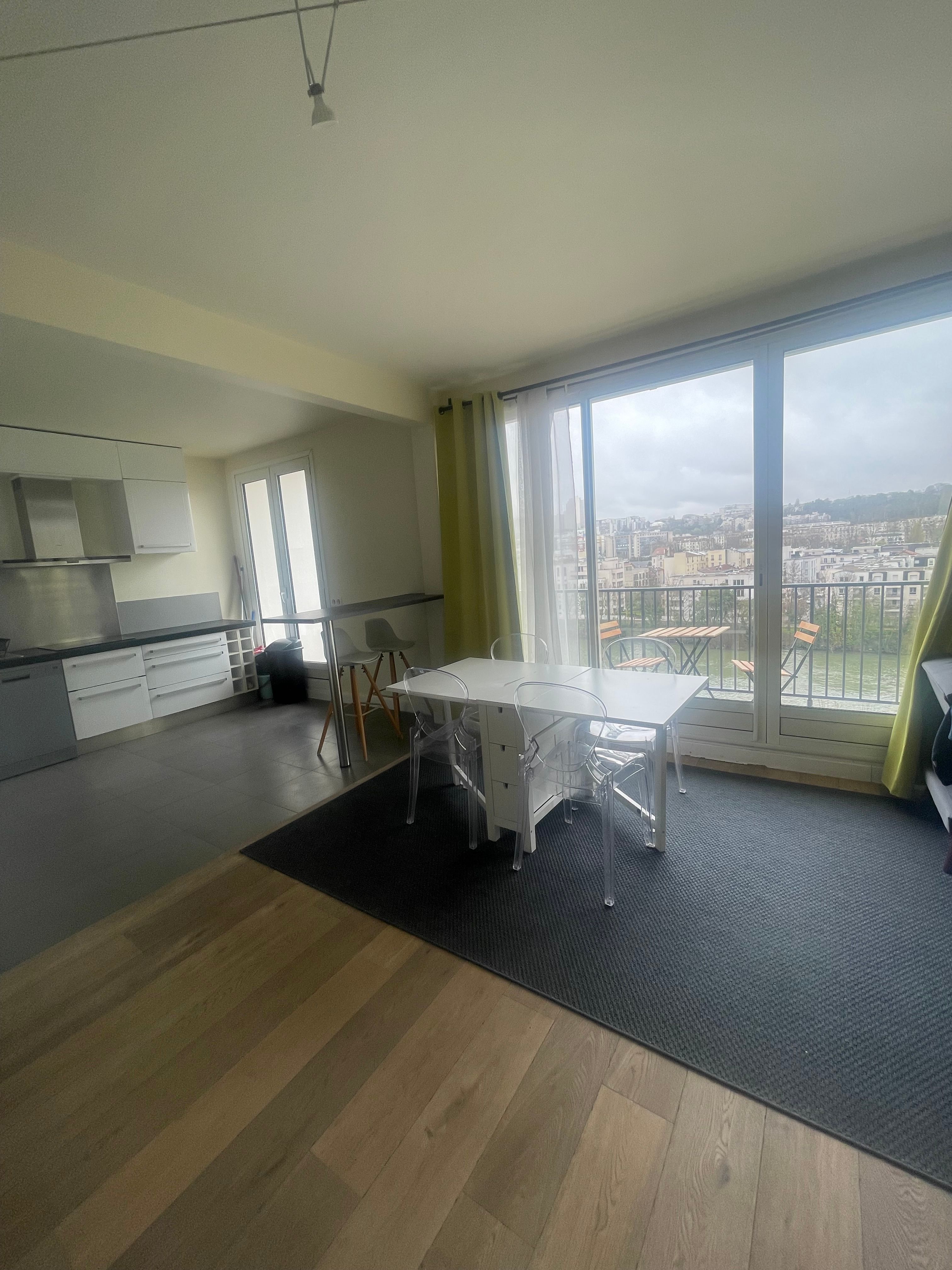 Location Appartement très bien situé à 6 min de la tour Eiffel (loyer tout inclus)