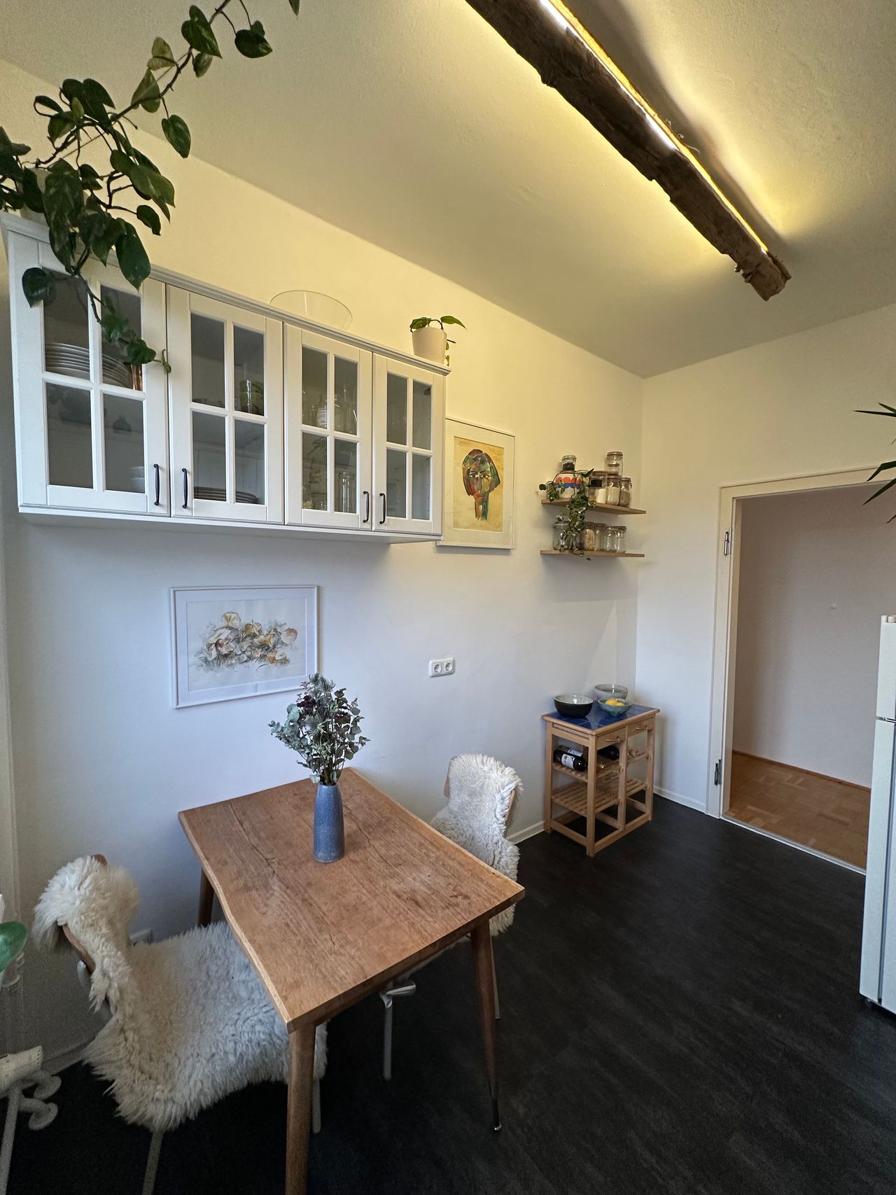 Sublet – Bright, furnished 2-room apartment in Friedrichshain (Samariterkiez)