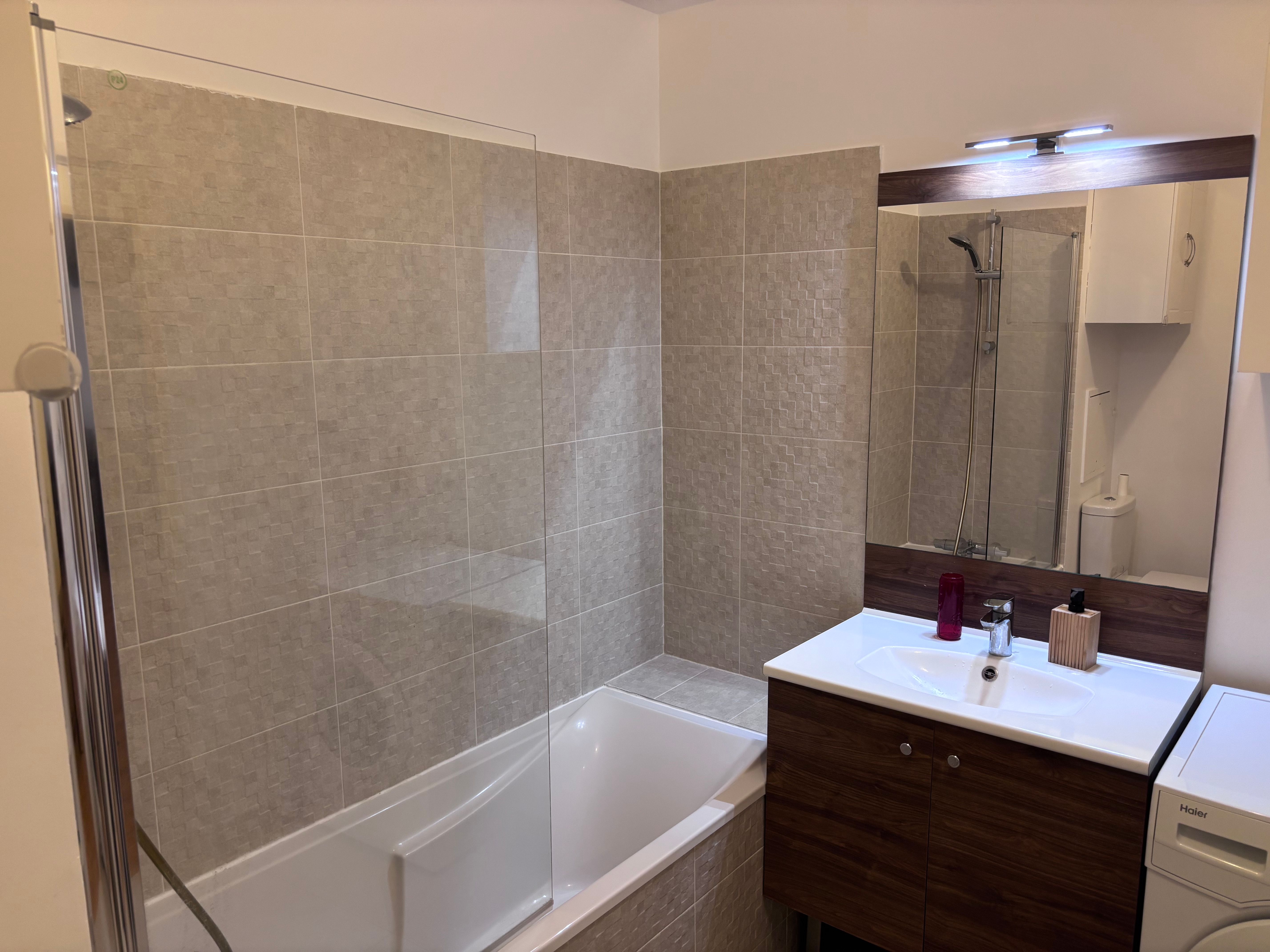 Location Proximité Paris, Chaleureux, Facile en Transport (loyer tout inclus)