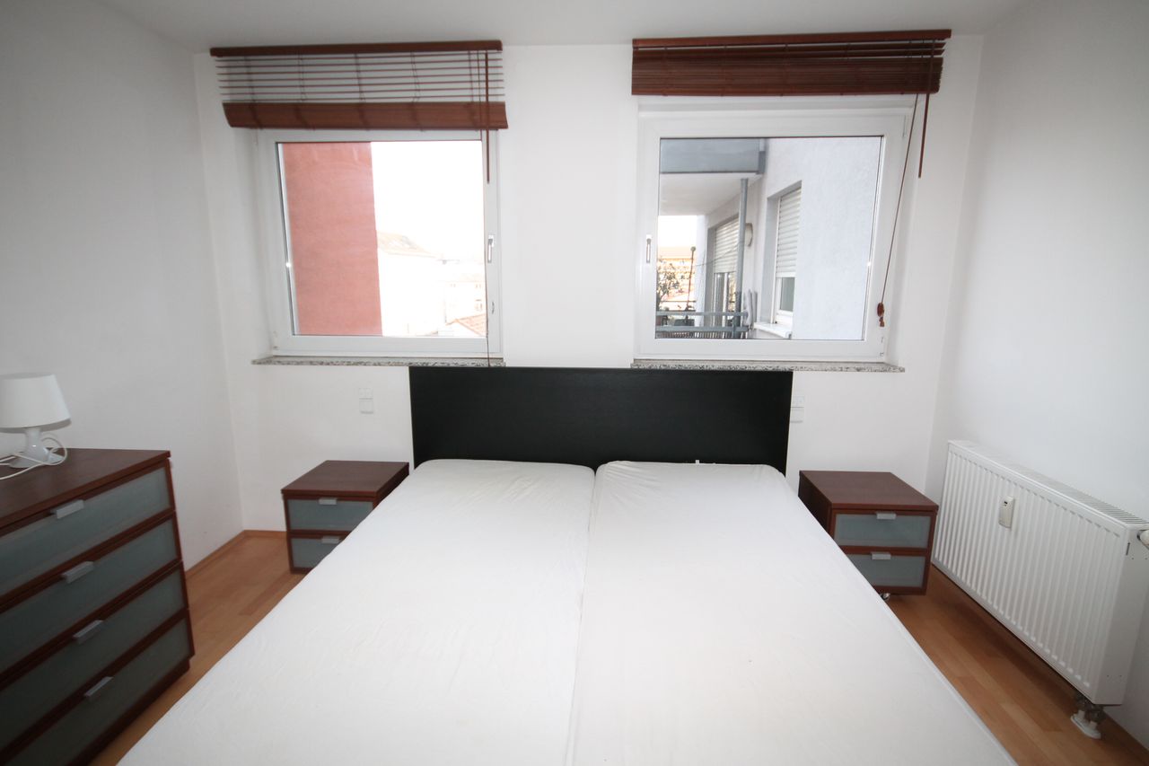 Stylish and centrally located 2 - room apartment in Frankfurt am Main