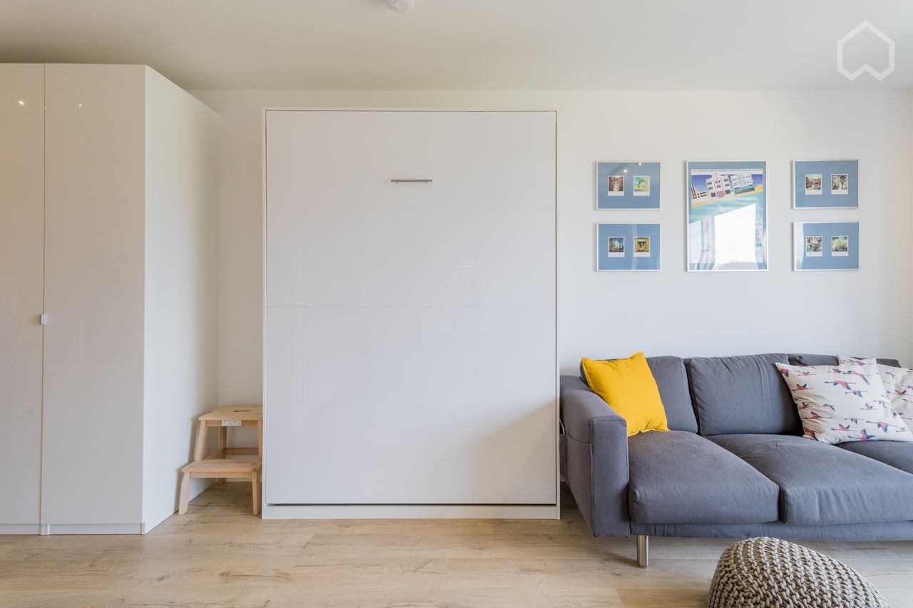 Studio-apartment with Balcony in Berlin-Lichtenberg