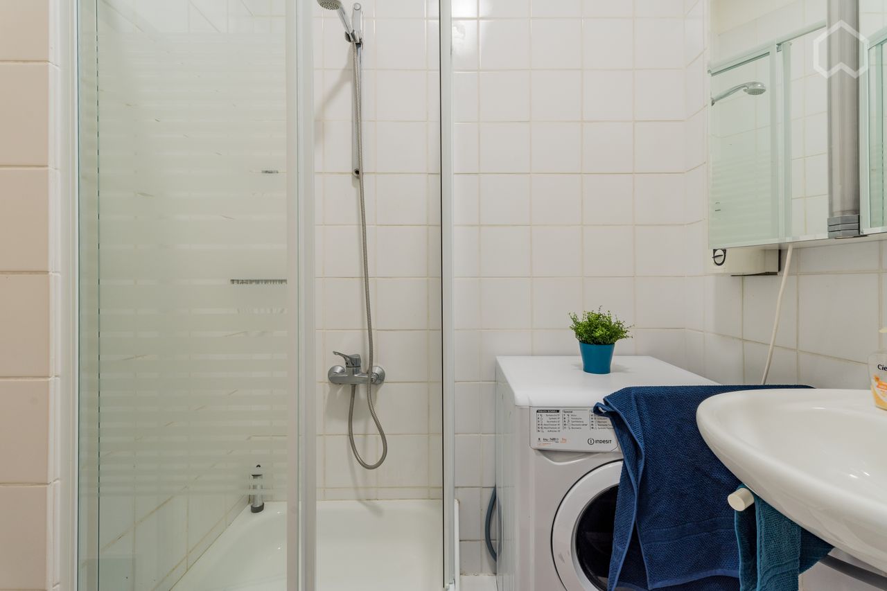 Neat apartment in popular area