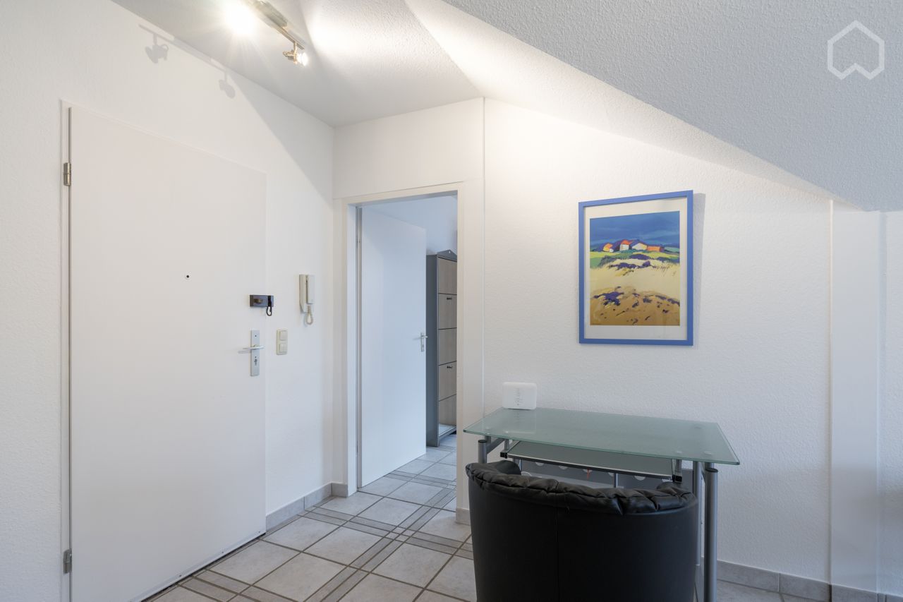 Bright apartment in quiet street and superb location Bockenheim