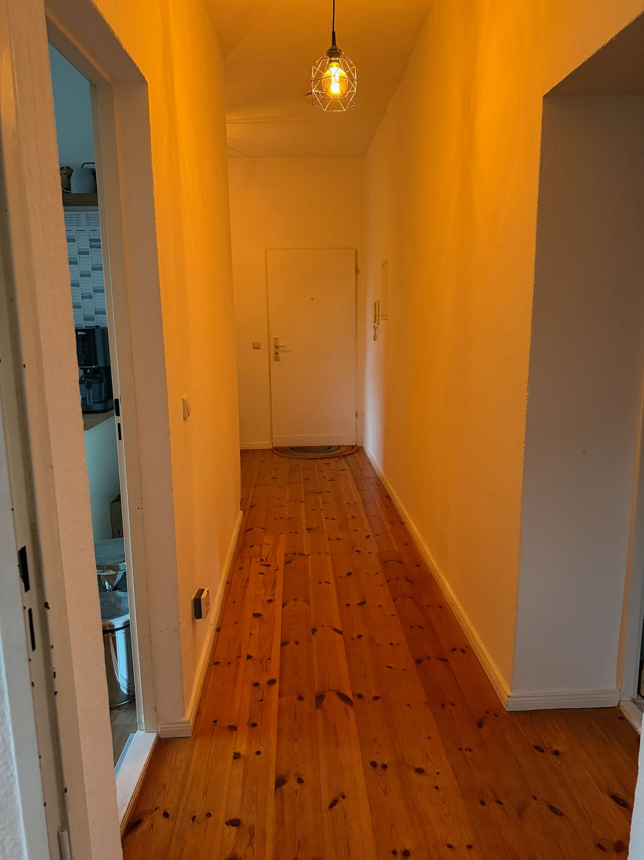 Spacious, beautiful 3 room flat in Prenzlauer Berg