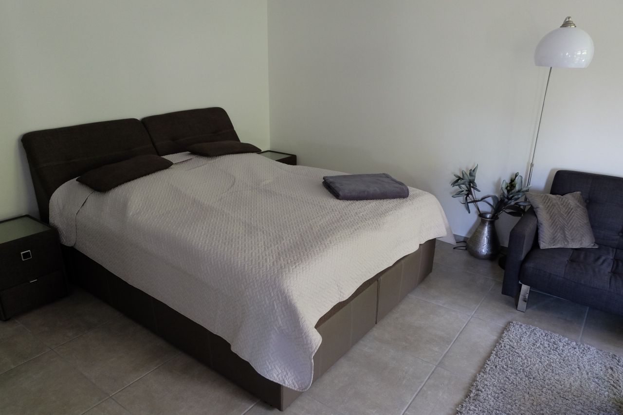 Modern & cozy apartment with balcony in Düsseldorf - WIFI 100 MBit included