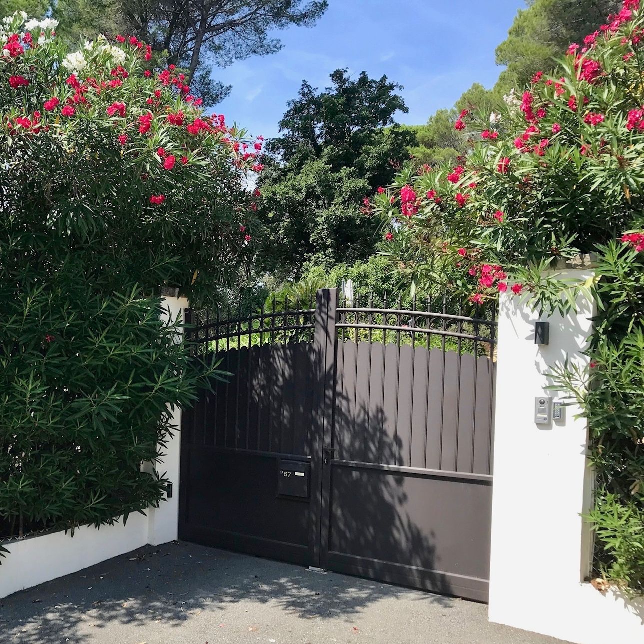 Villa avec piscine à proximité de Mougins School (loyer tout inclus) Mougins