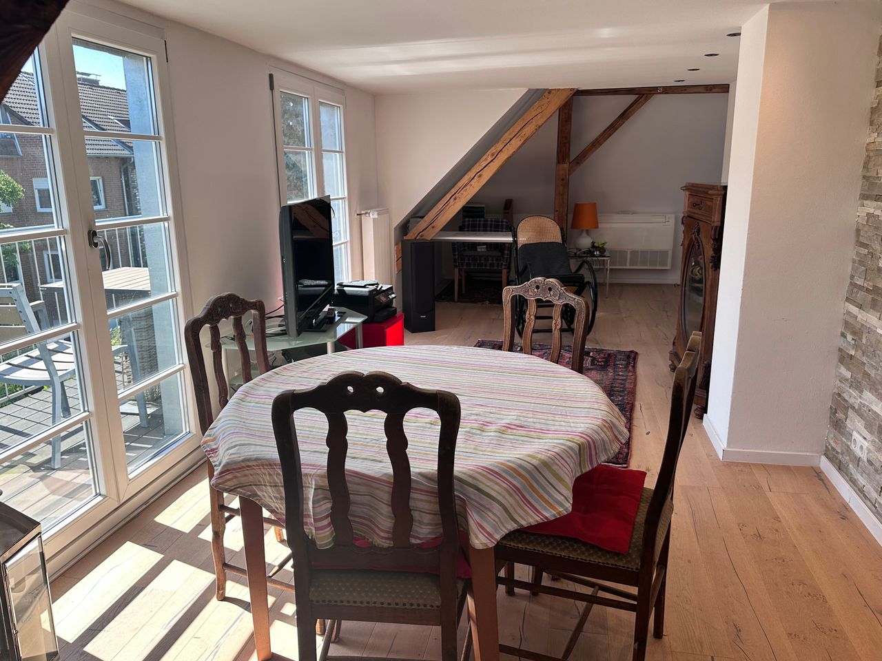Cosy, technically well equipped 1-room studio 45 sqm in Aachen