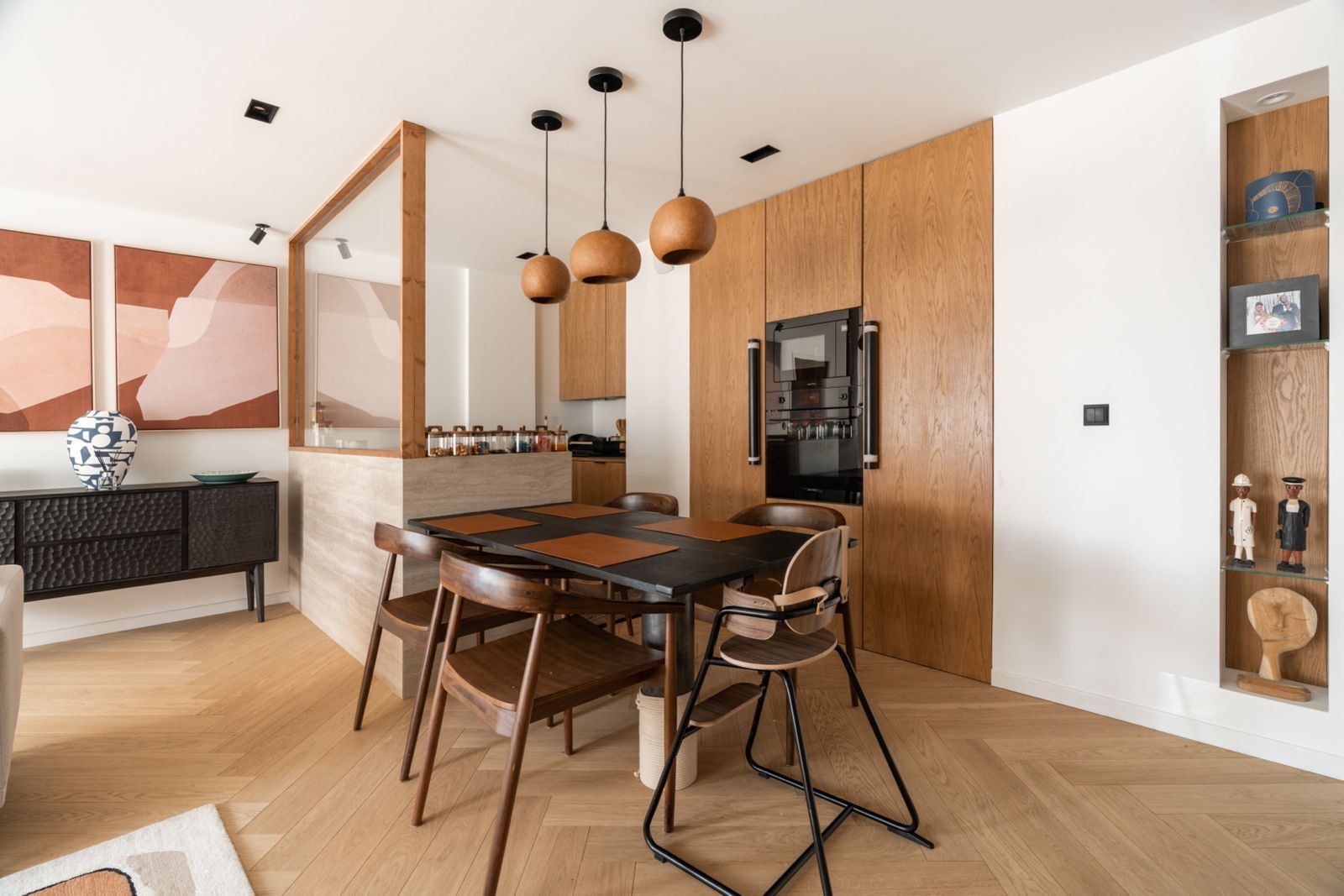 Location Appartement haut standing décoré par architecte – Élégance et confort à deux pas