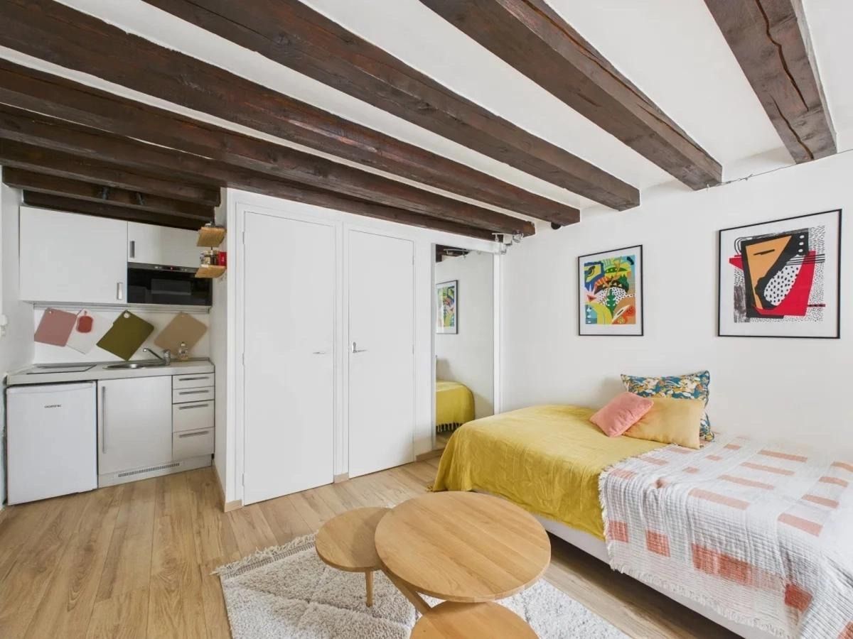Location Charmant studio équipé au cœur du Marais (loyer tout inclus)
