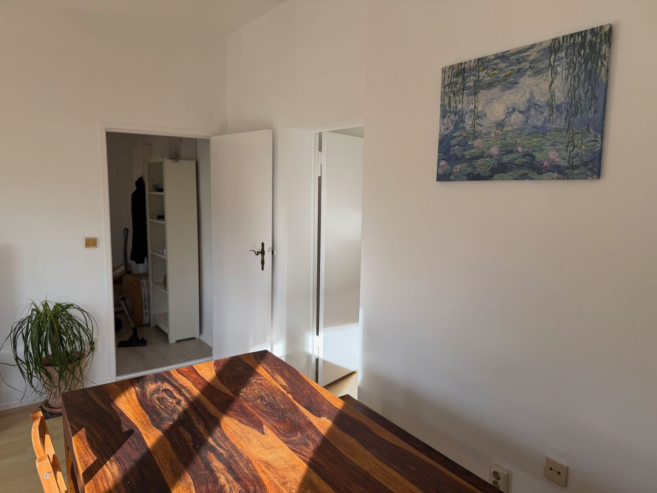 Modern, sunny 2-Room Flat in Berlin-Mitte with Balcony