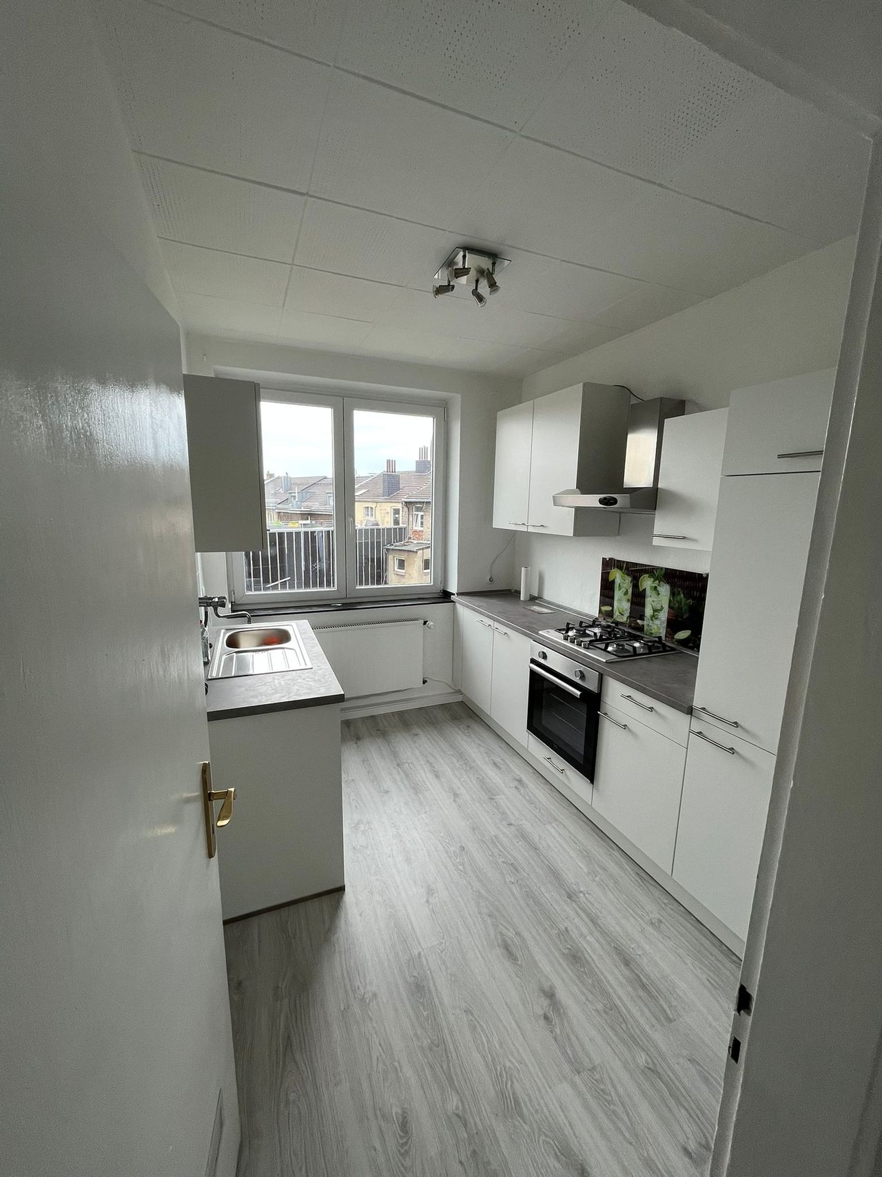 In the heart of Aachen and in the immediate vicinity of the city garden