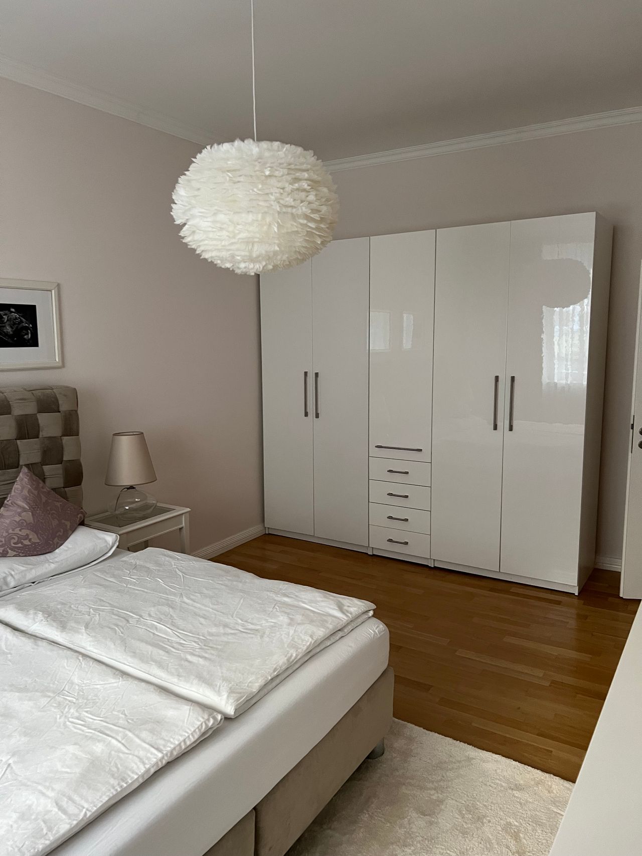 Very quiet, high-quality & modernly furnished 3-room apartment for up to 4 people; 200m from Kurfürstendamm