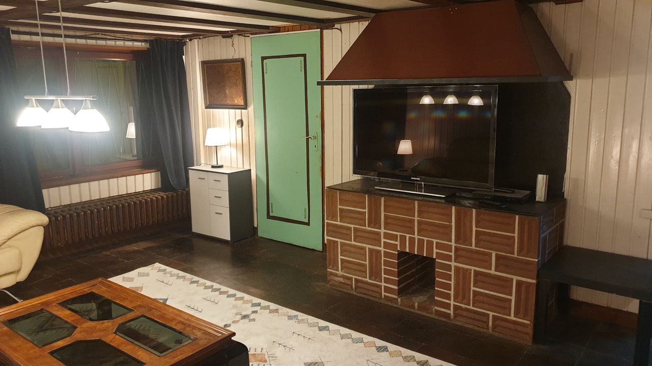 Cozy Souterrain Apartment in Cologne