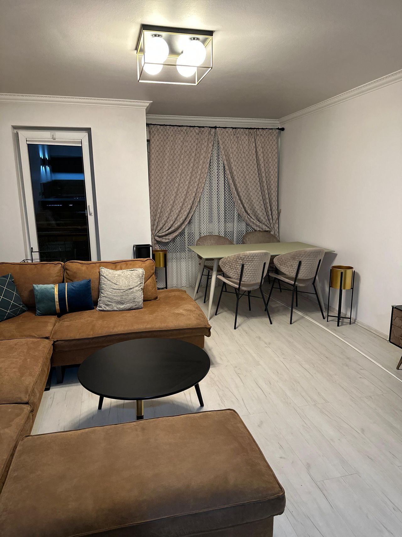 Highend furnished 2,5-room apartment in the heart of Frankfurt (Westend-Nord)