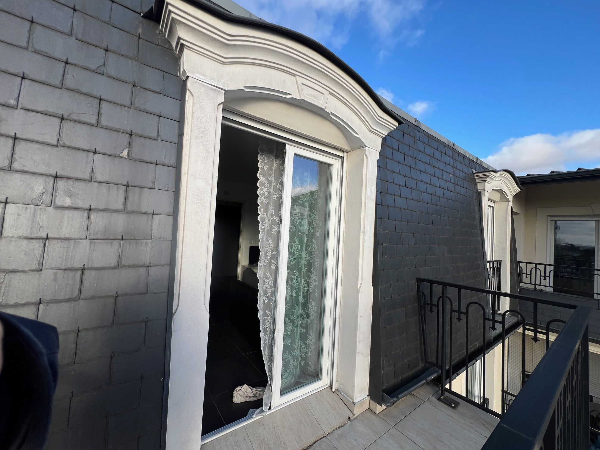Location Studio T1 lumineux et spacieux avec balcon et parking à Noisy-le-Grand (loyer to