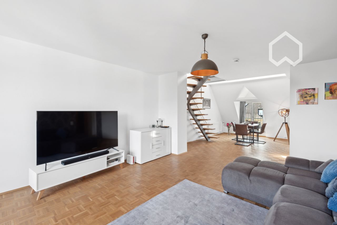 Gorgeous, neat masonette, 2 Bed, 2 Bathrooms.