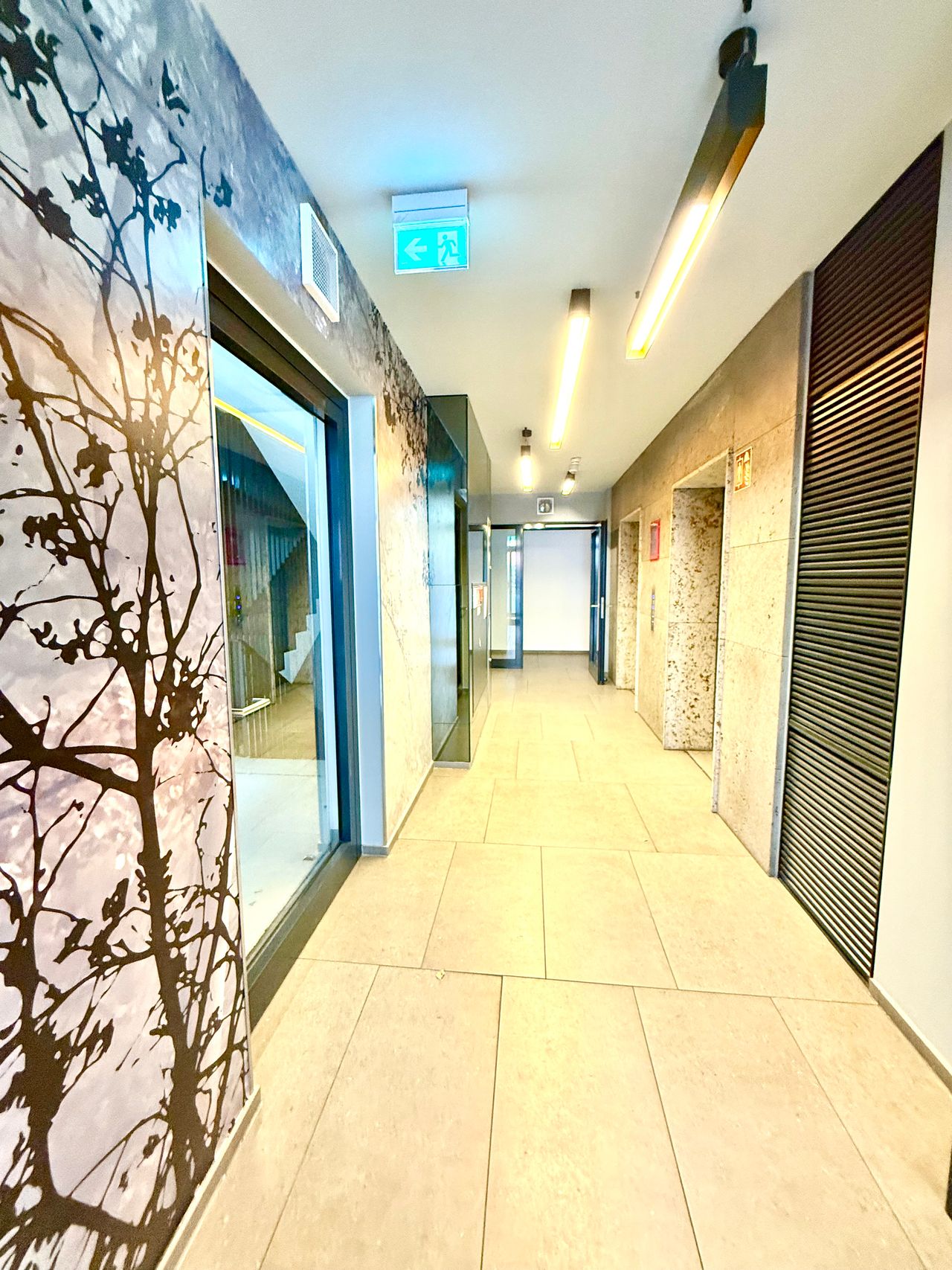 Le Grand Düsseldorf – Luxury Apartment with Concierge, Sauna & Balcony in a Premium Complex