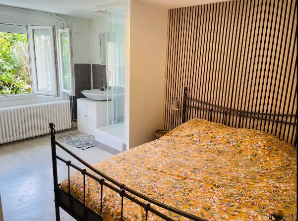 Logement (F2) proche RER Pour Paris en 25 minutes (loyer tout inclus) Brunoy