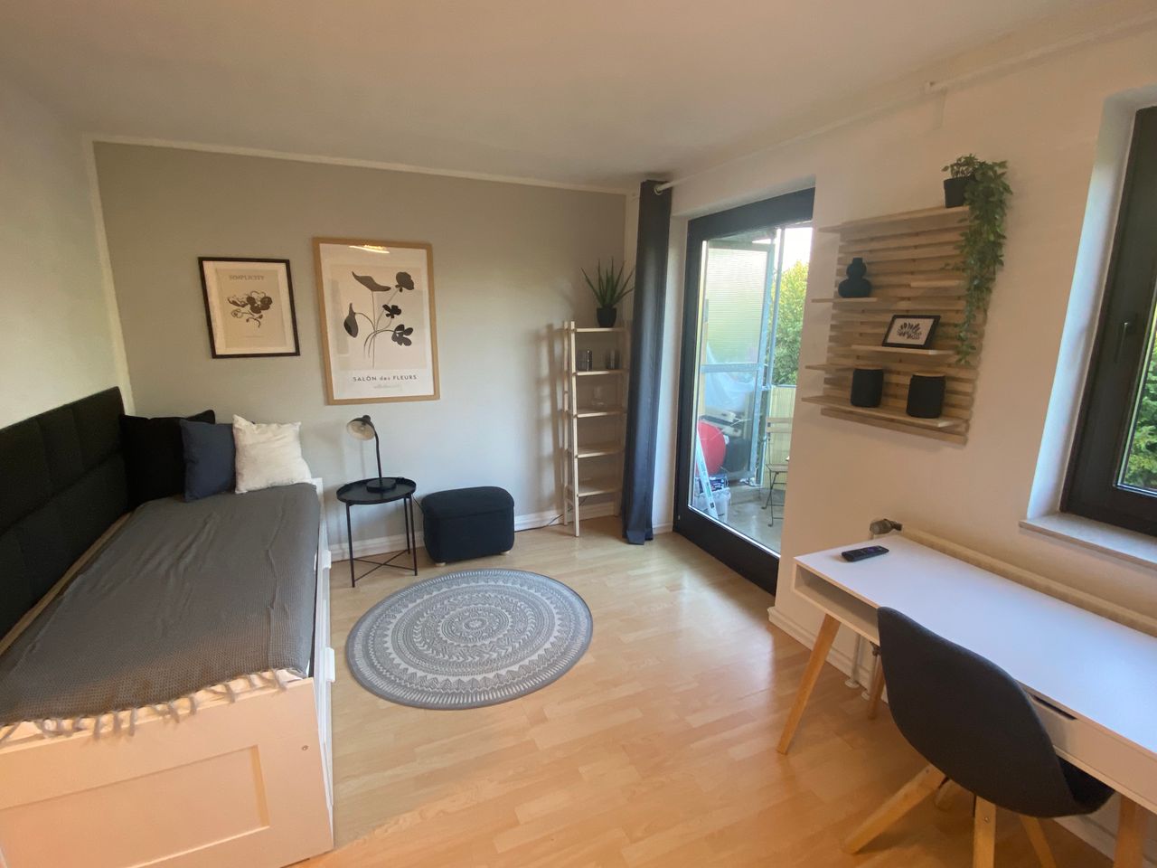 Beautiful apartment in Düsseldorf with balcony