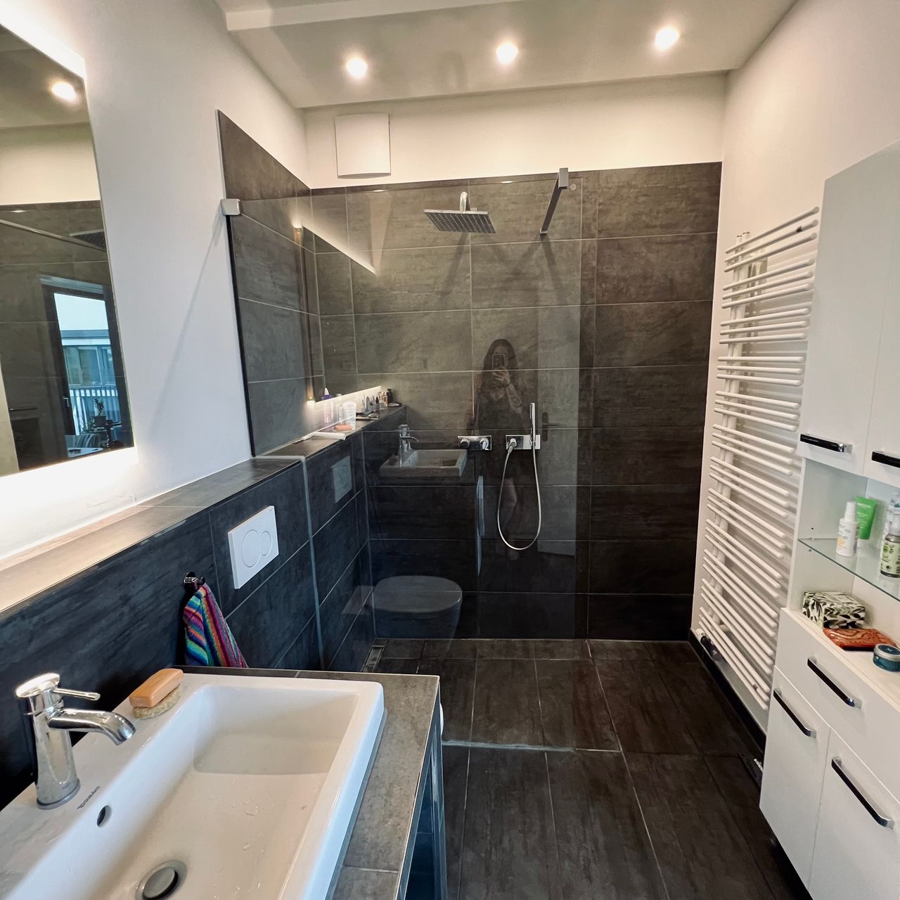 Modern penthouse in ideal location