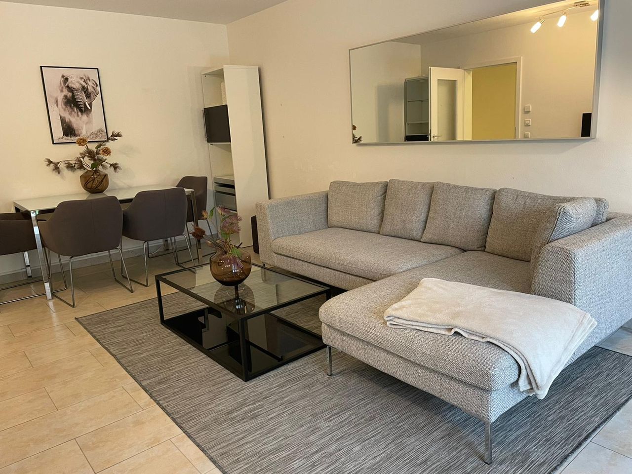 Awesome and bright studio (München)