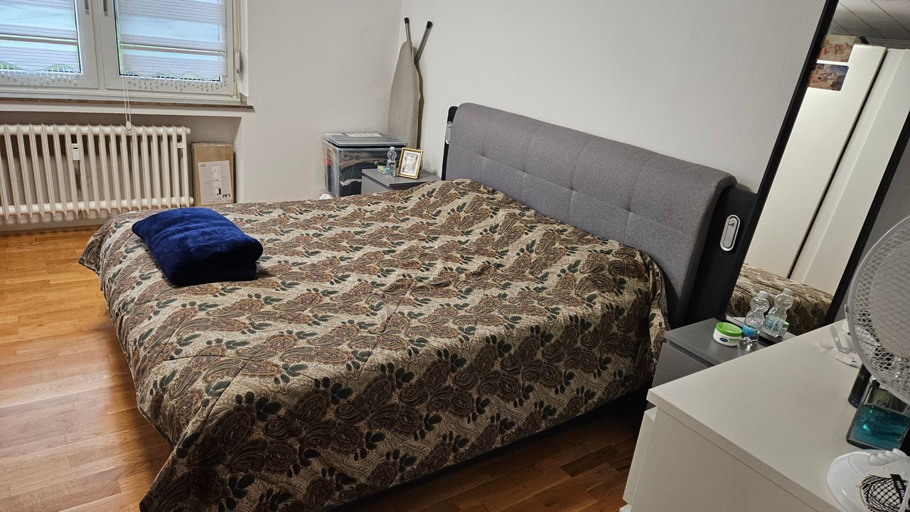 Wonderful, light-flooded, charming apartment located in Rath, Düsseldorf