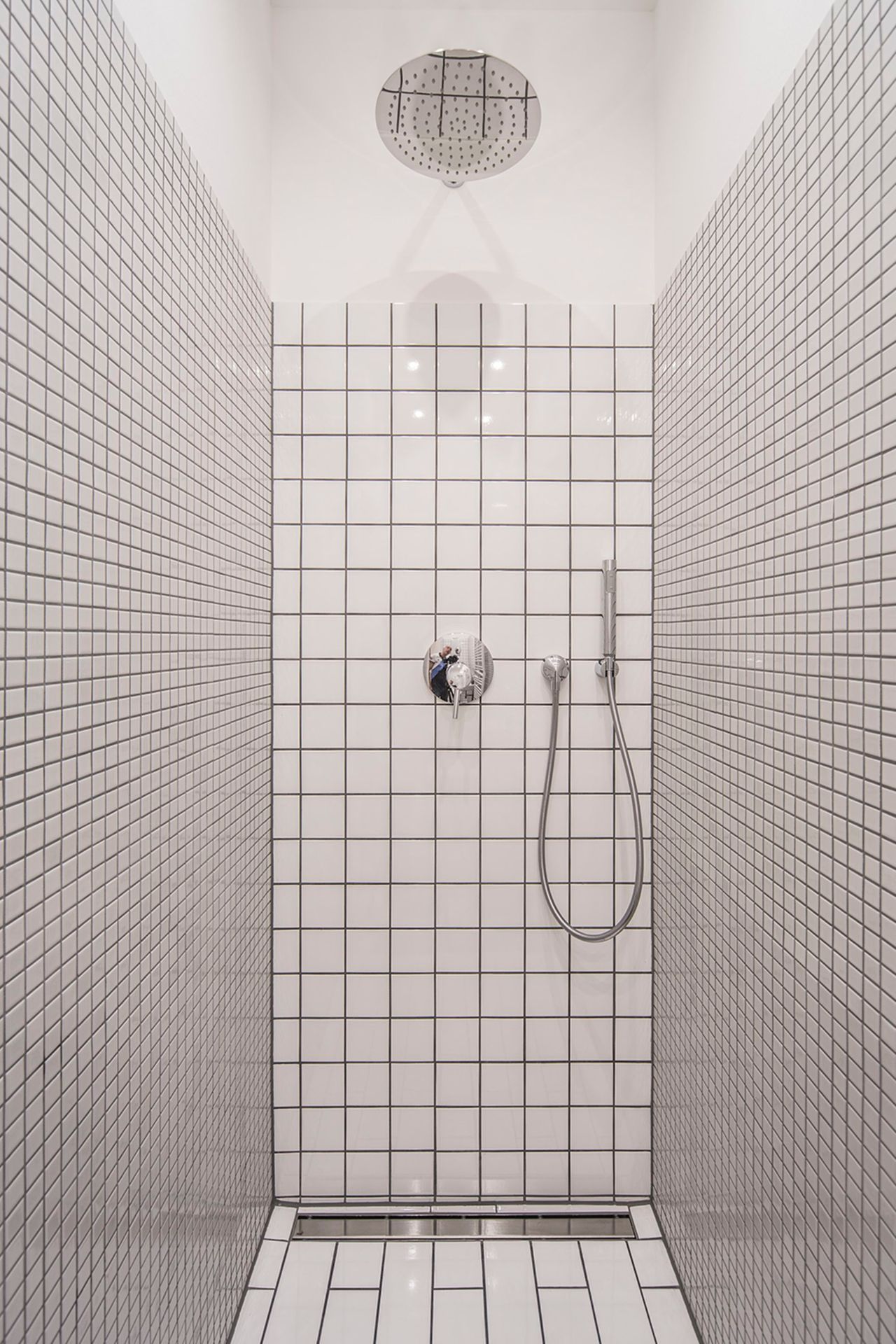 Wonderful ground floor apartment with exclusive access to the inner courtyard!