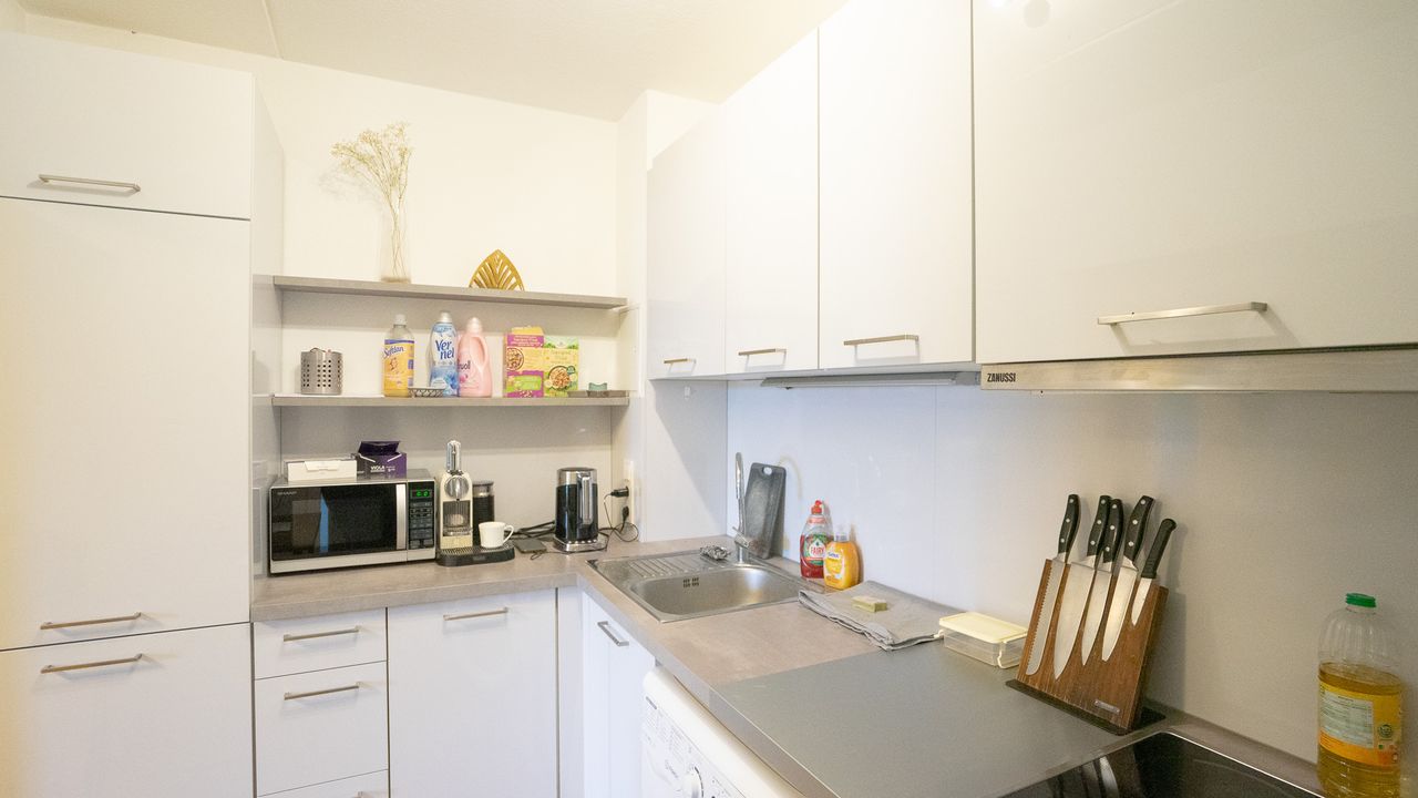 Moderneingerichteter 2-Zi. Wohnung in Bestlage/Stadtmitte